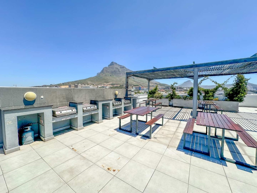 To Let 2 Bedroom Property for Rent in Observatory Western Cape